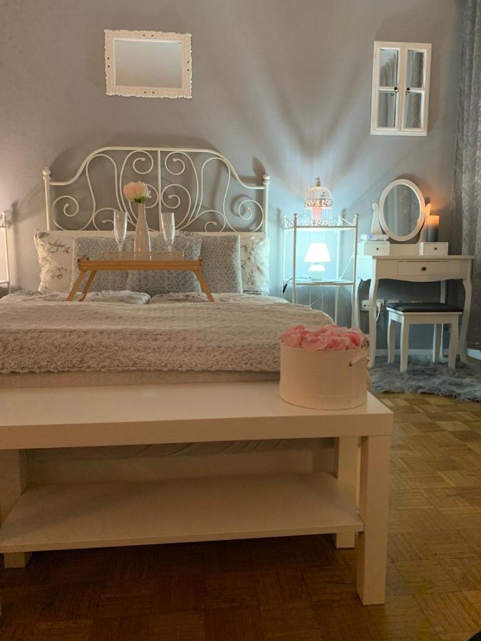 Lautus Apartment