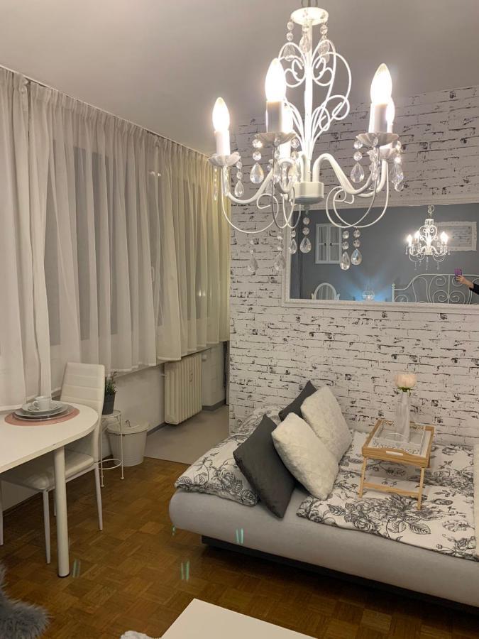 Lautus Apartment *